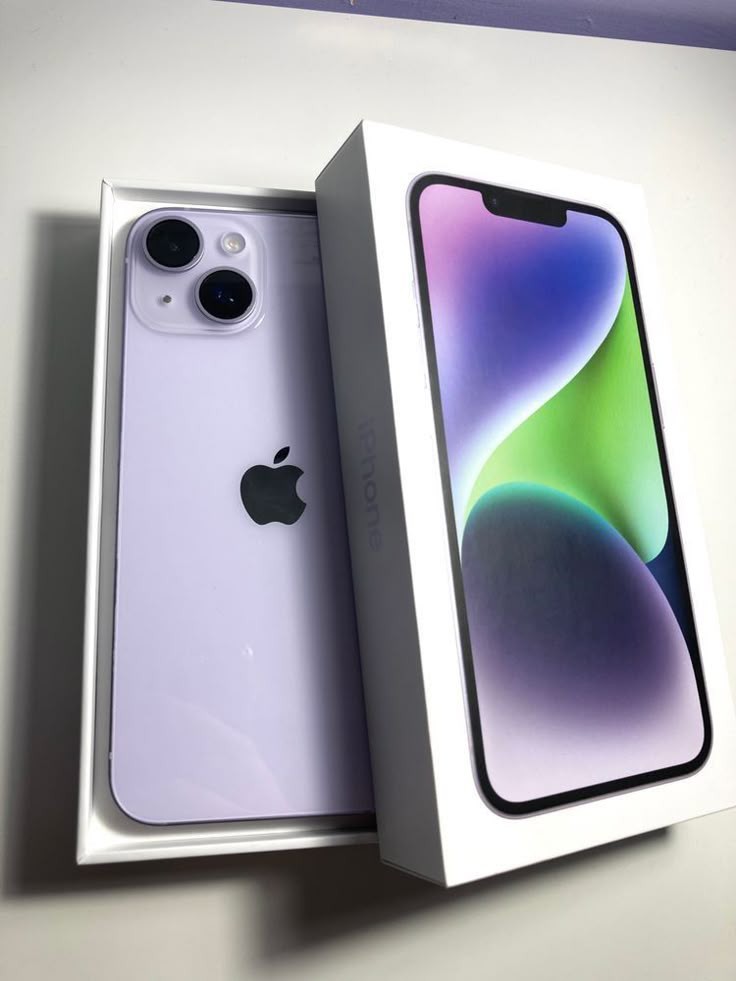 Apple iPhone 13