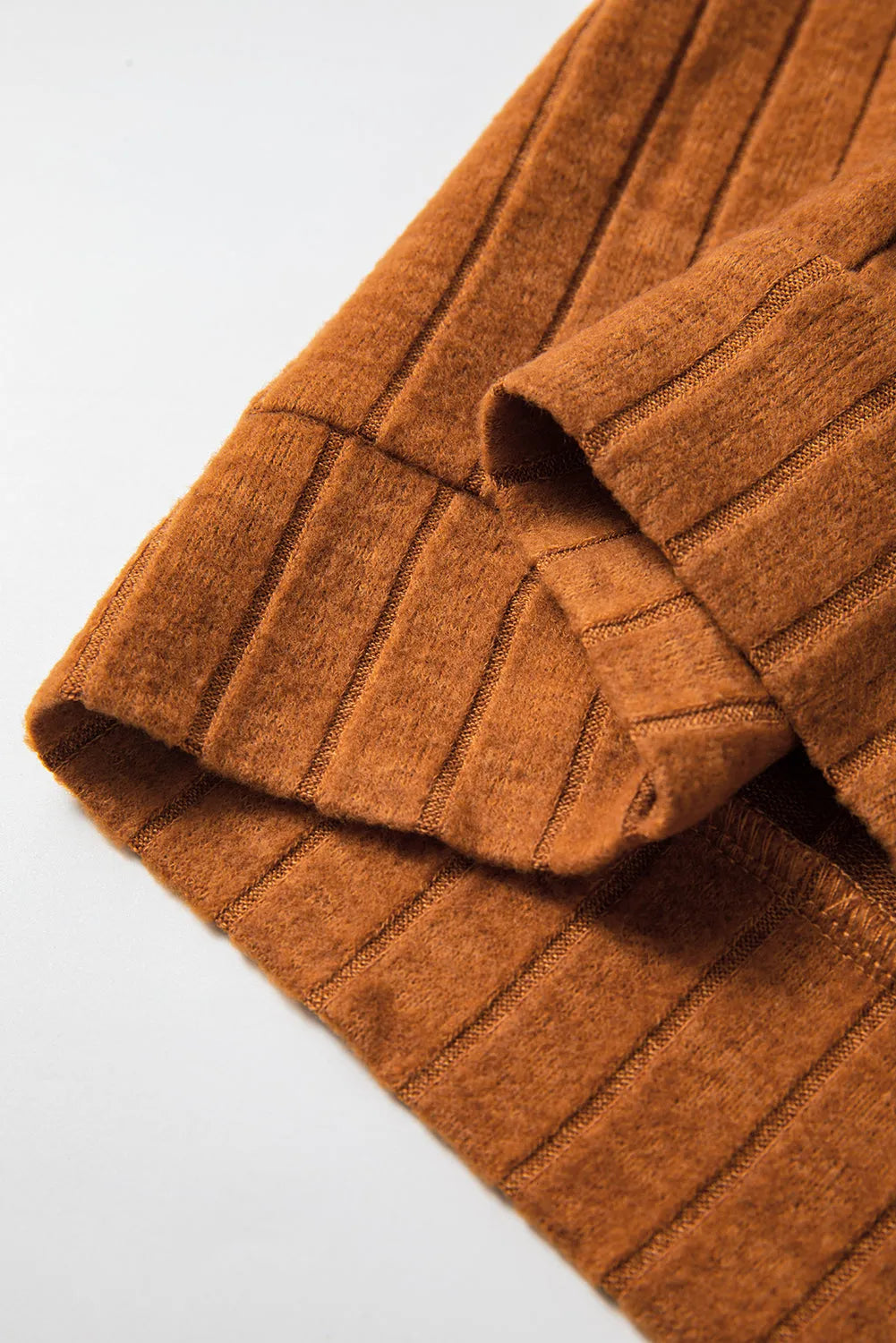 Μπλούζα με ριμπ μανίκια και λουλούδια