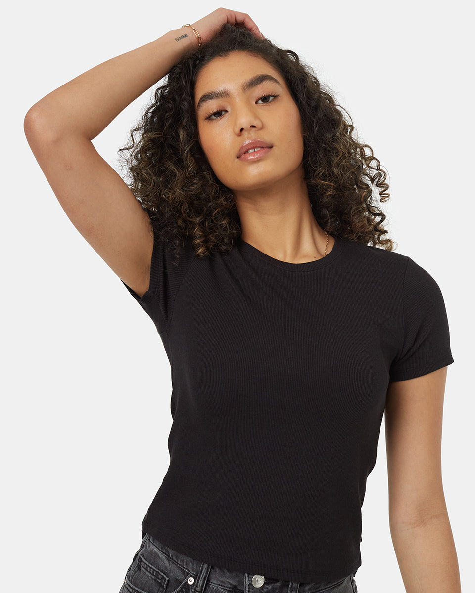 Εφαρμοστό μπλουζάκι με ριμπ ύφανση