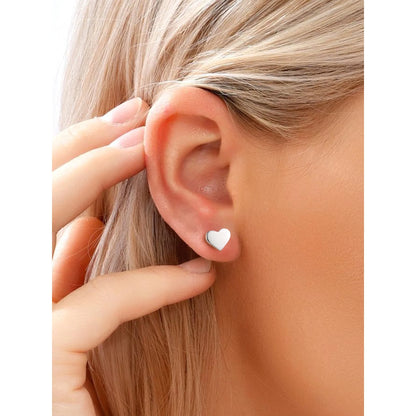 ChicSilver 925 Sterling Silver Heart Studs