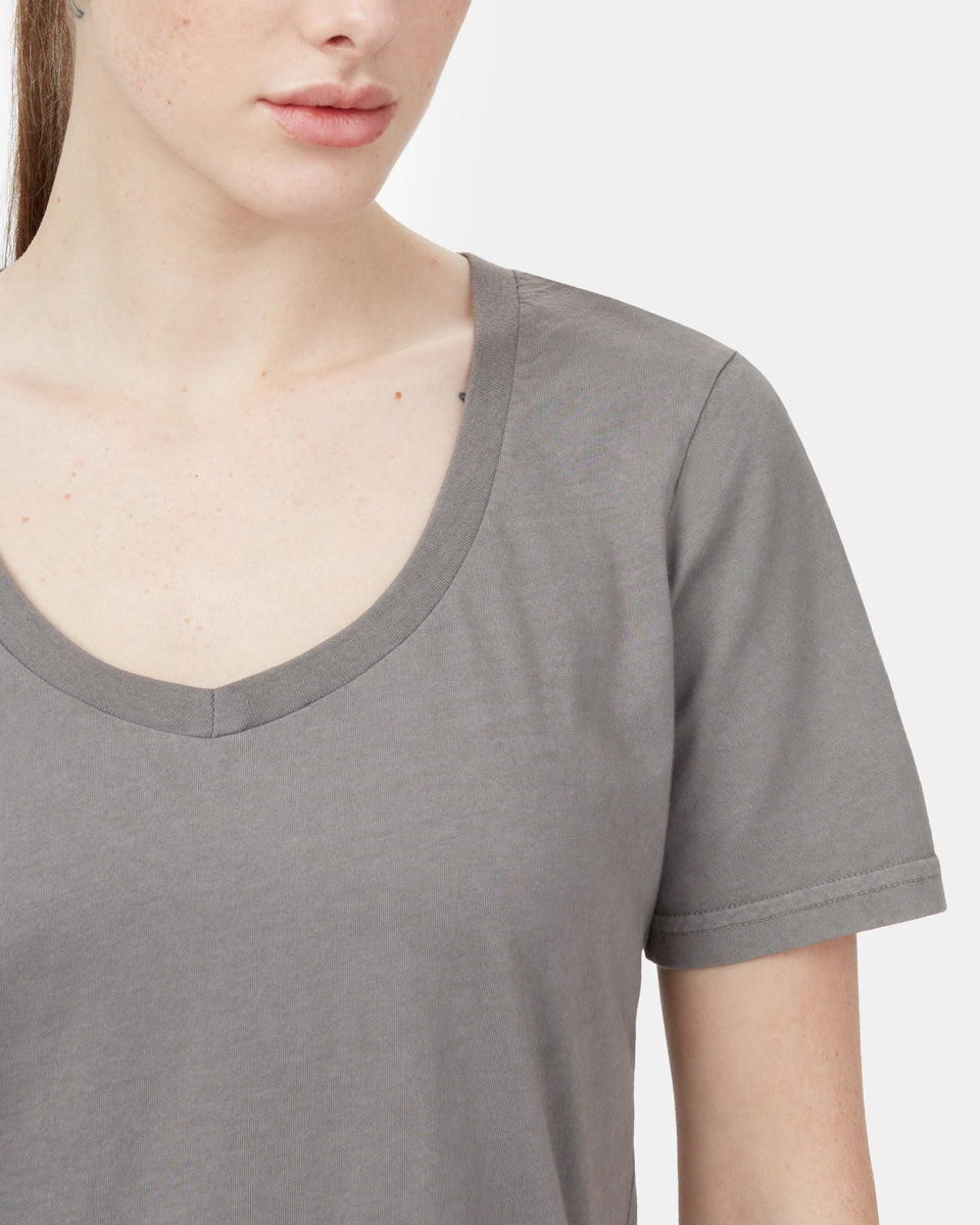 Natural Dye V-Neck T-Shirt