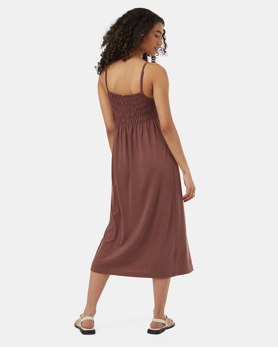 Φόρεμα από ξύλο που παρασύρεται από το νερό