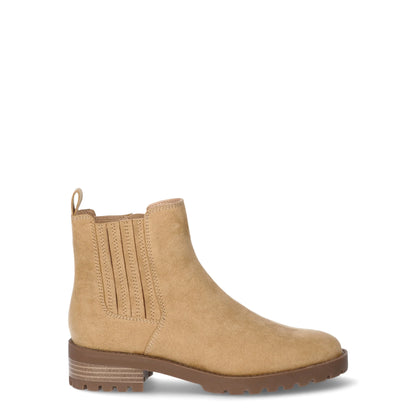 Time and Tru Women's Lug Chelsea Boots