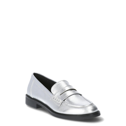 Time and Tru Women's Penny Loafers