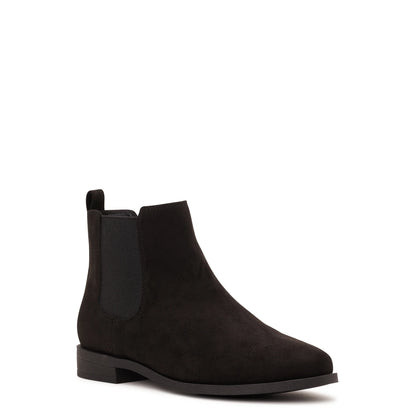 Time and Tru Women's Lug Chelsea Boots