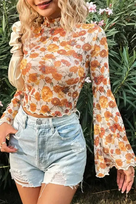 Flora Charm Crop Top με μανίκια και καμπάνα