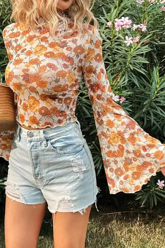 Flora Charm Crop Top με μανίκια και καμπάνα